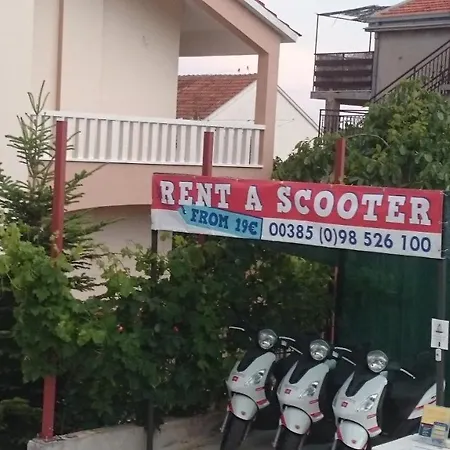 Half Of House To Rent - Family Zelenika * Traù