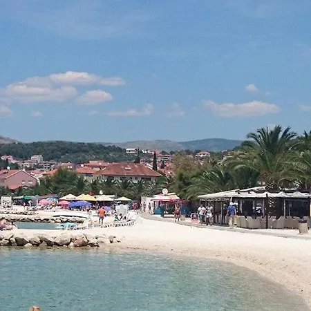 Half Of House To Rent - Family Zelenika Διαμέρισμα *