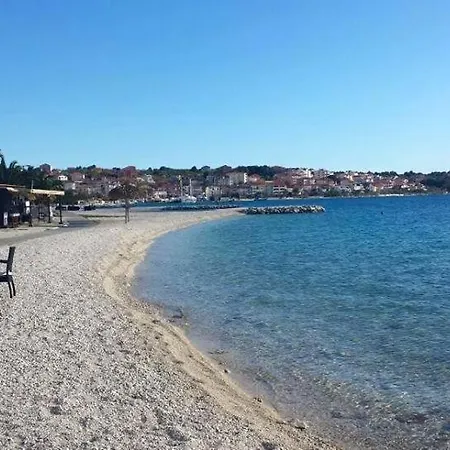 Half Of House To Rent - Family Zelenika *